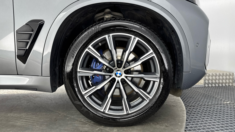 BMW X5 xDrive30d MHT M Sport 5dr Auto Diesel Estate